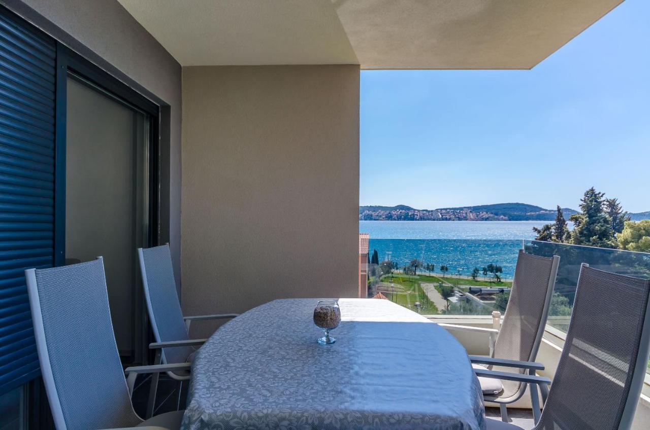 Apartment Rozalia Trogir Eksteriør bilde