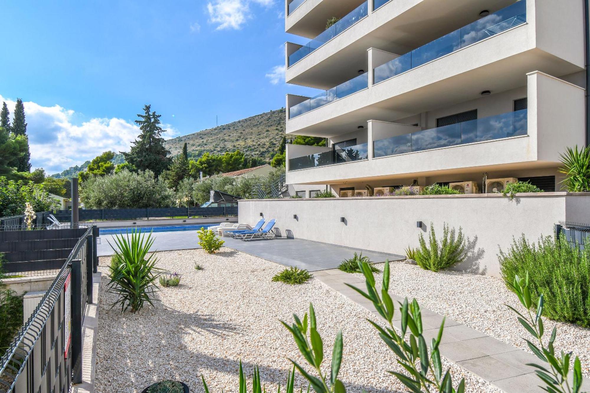 Apartment Rozalia Trogir Eksteriør bilde